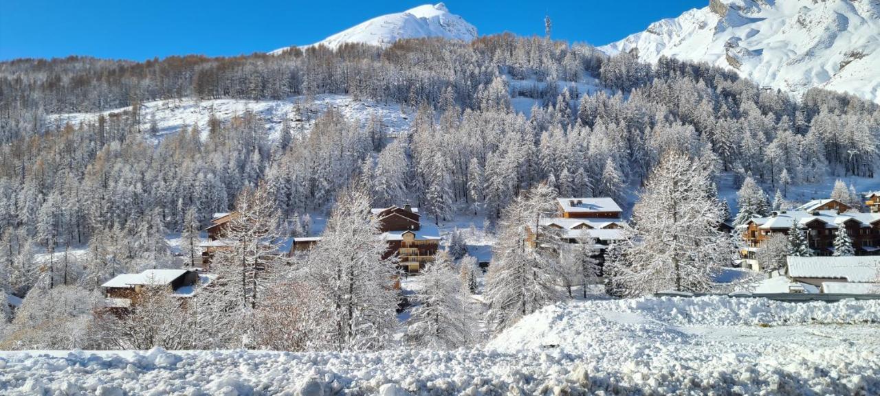 Ferienwohnung Le Soleil Des Neiges Allos Exterior foto