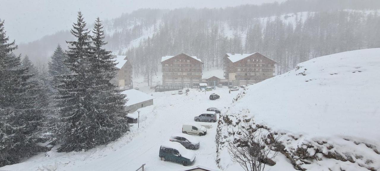 Ferienwohnung Le Soleil Des Neiges Allos Exterior foto